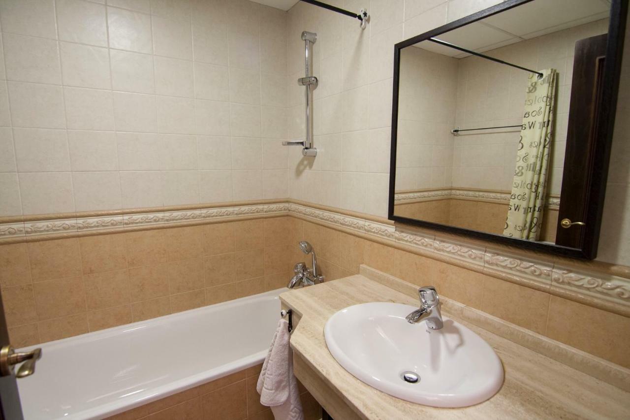 Apartamentos La Ribera Kordoba Bagian luar foto